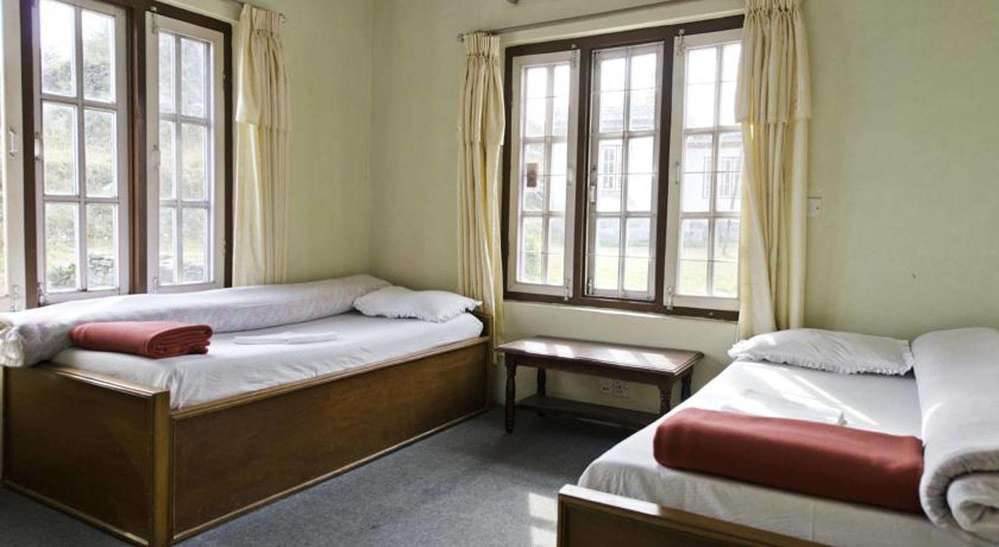 Sarangkot Sherpa Resort P Ltd Похара Екстериор снимка